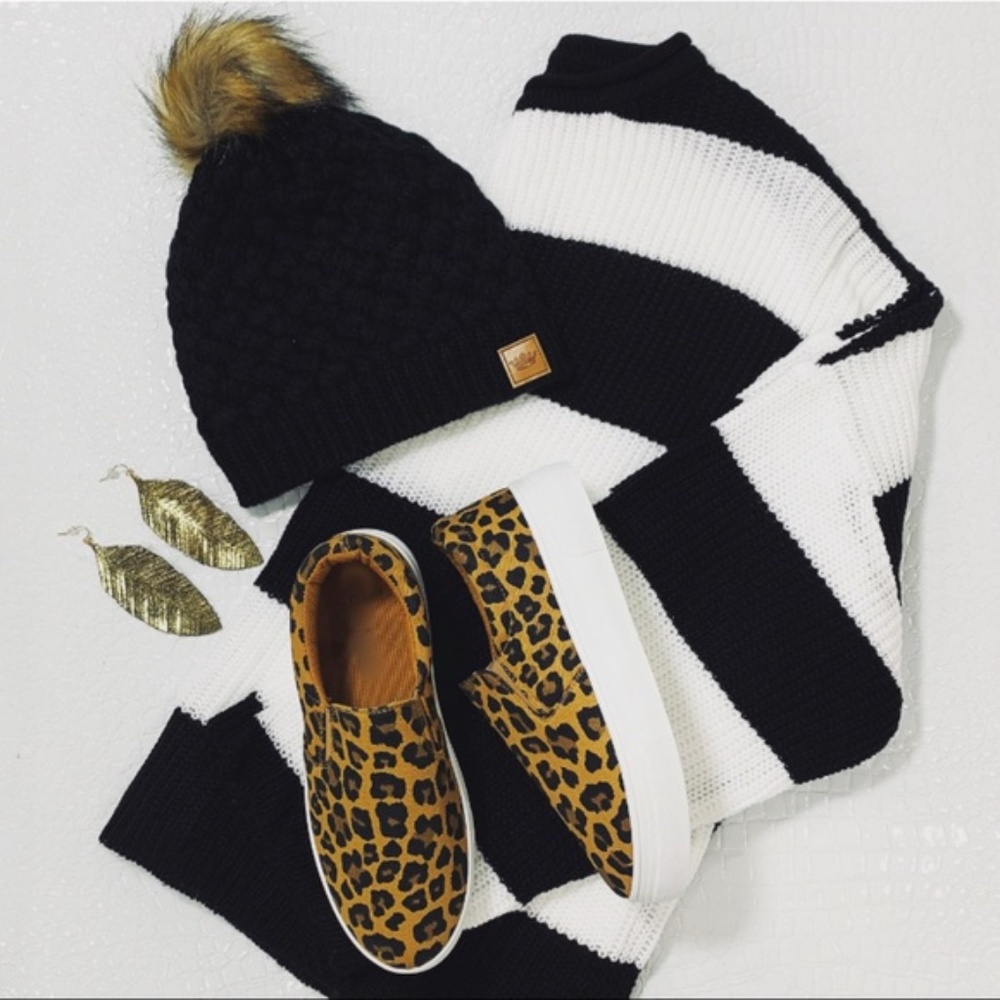 LAST PAIR! Leopard Print Slip on Sneakers - Picture 4 of 8